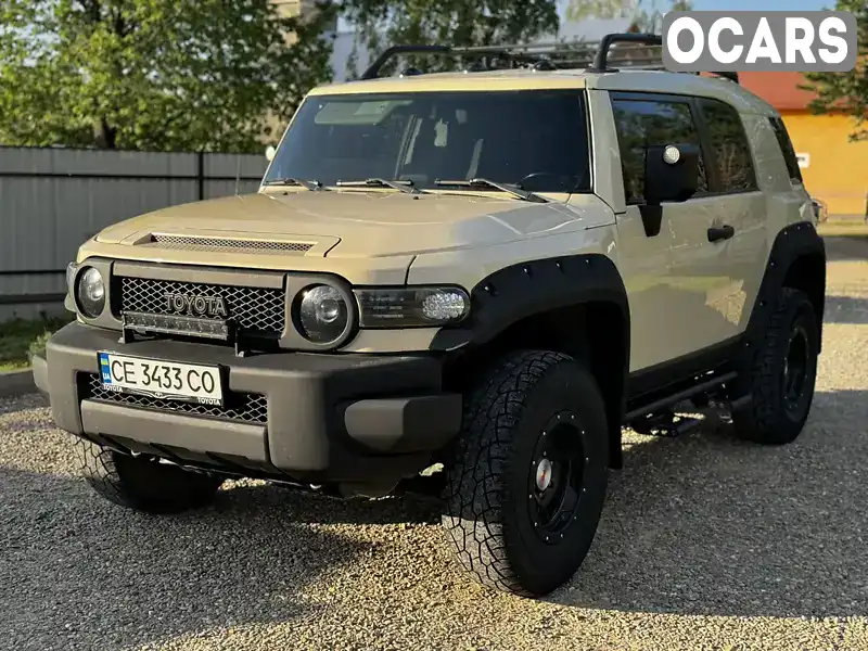 Позашляховик / Кросовер Toyota FJ Cruiser 2010 3.96 л. Автомат обл. Чернівецька, Сторожинець - Фото 1/21