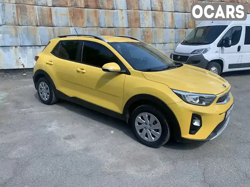 Позашляховик / Кросовер Kia Stonic 2018 1.37 л. Ручна / Механіка обл. Дніпропетровська, Дніпро (Дніпропетровськ) - Фото 1/18