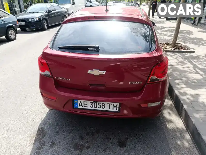 KL1JF68E9CK513268 Chevrolet Cruze 2011 Хэтчбек 1.6 л. Фото 3