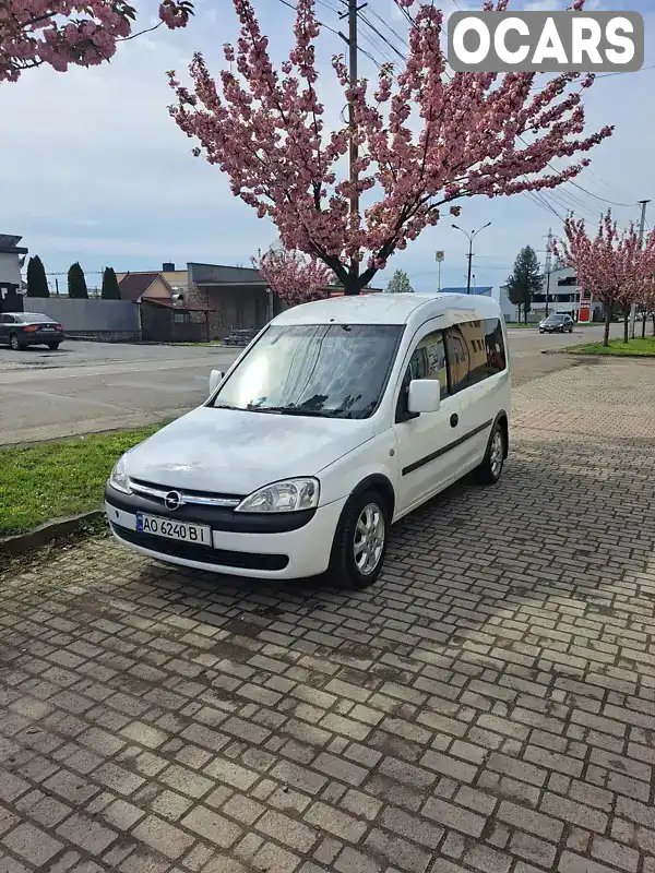 Мінівен Opel Combo 2010 1.69 л. Ручна / Механіка обл. Закарпатська, Мукачево - Фото 1/12