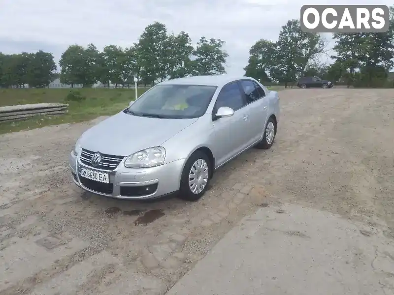 Седан Volkswagen Jetta 2008 1.6 л. Автомат обл. Сумська, Ромни - Фото 1/21