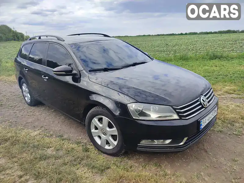 Універсал Volkswagen Passat 2011 1.6 л. Ручна / Механіка обл. Кіровоградська, Гайворон - Фото 1/17