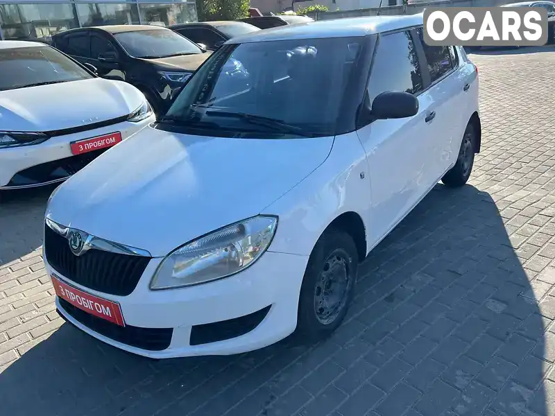 TMBEC15J0CB500043 Skoda Fabia 2011 Хетчбек 1.39 л. Фото 1