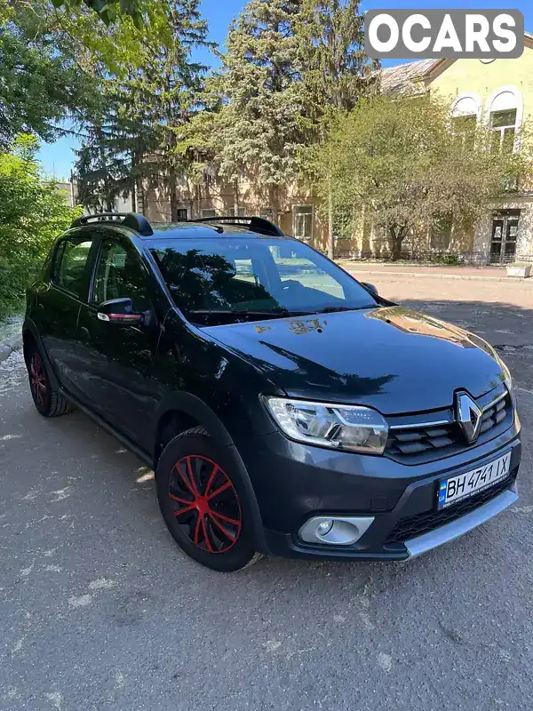 Хетчбек Renault Sandero StepWay 2019 0.9 л. Ручна / Механіка обл. Черкаська, Черкаси - Фото 1/17