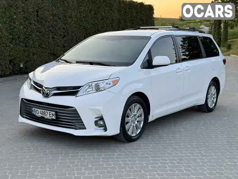 Мінівен Toyota Sienna 2017 3.46 л. Автомат обл. Івано-Франківська, Рогатин - Фото 1/21