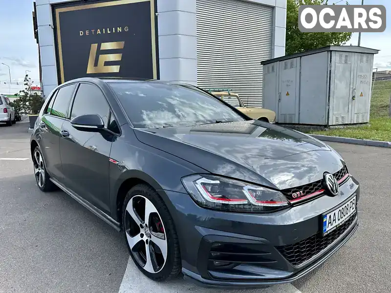 Хетчбек Volkswagen Golf GTI 2018 1.98 л. обл. Київська, Київ - Фото 1/16