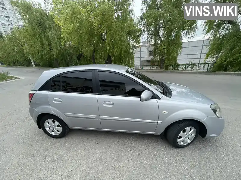 Хетчбек Kia Rio 2010 1.4 л. Автомат обл. Харківська, Харків - Фото 1/17