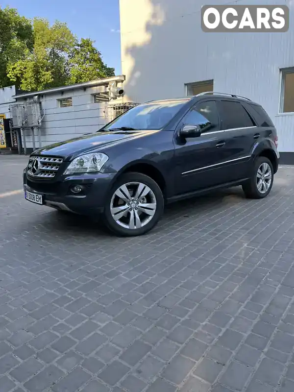 Внедорожник / Кроссовер Mercedes-Benz M-Class 2010 3 л. Автомат обл. Полтавская, Полтава - Фото 1/21