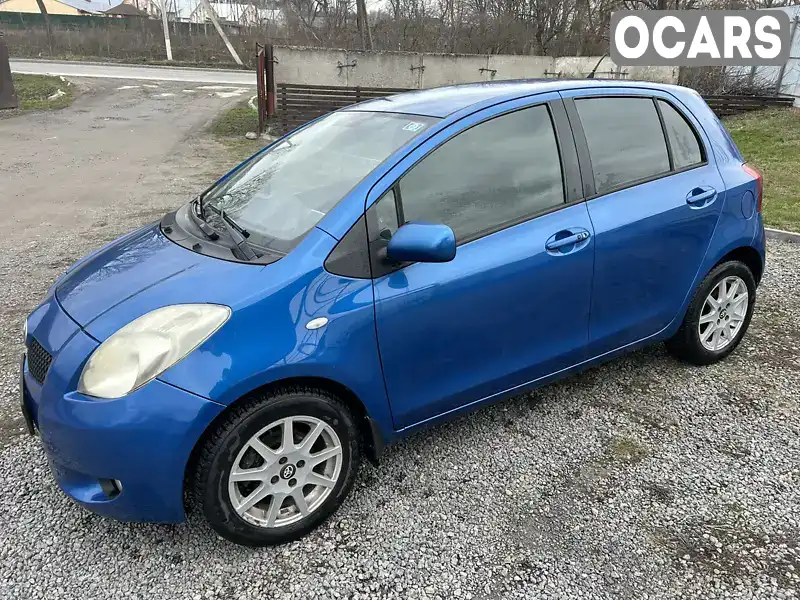 Хетчбек Toyota Yaris 2006 1.3 л. Робот обл. Хмельницька, Ізяслав - Фото 1/14