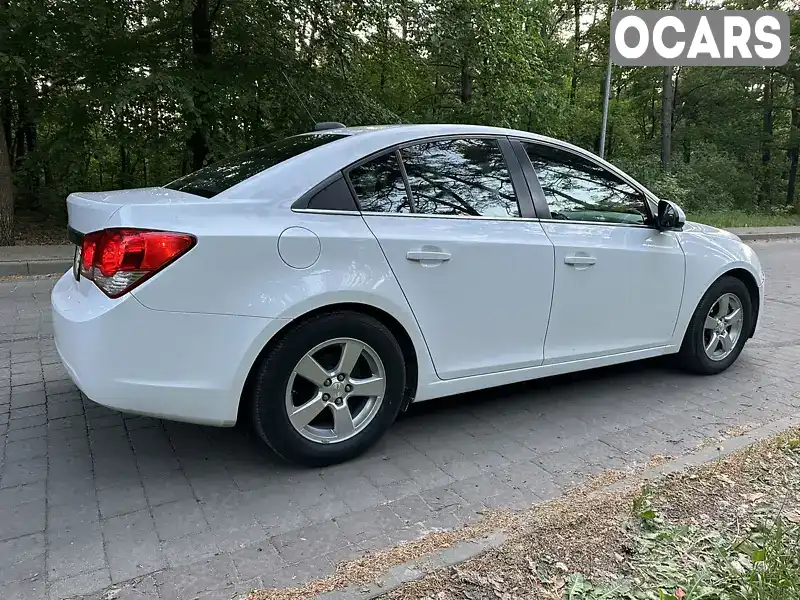 1G1PE5SB3G7165045 Chevrolet Cruze 2015 Седан 1.36 л. Фото 1