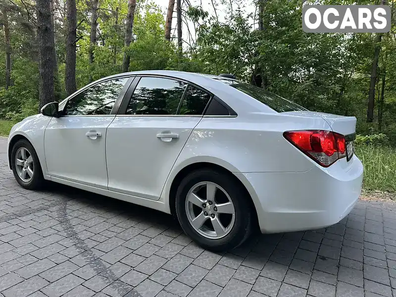 1G1PE5SB3G7165045 Chevrolet Cruze 2015 Седан 1.36 л. Фото 3