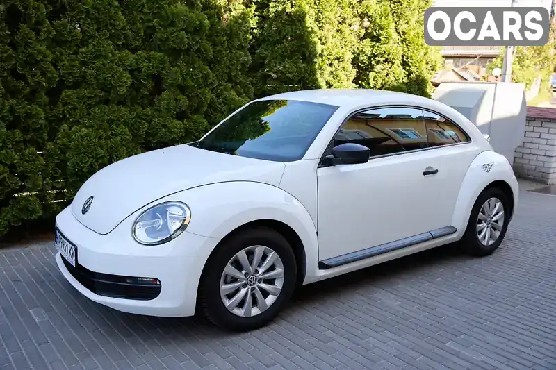 Хэтчбек Volkswagen Beetle 2016 1.8 л. Автомат обл. Киевская, Киев - Фото 1/21