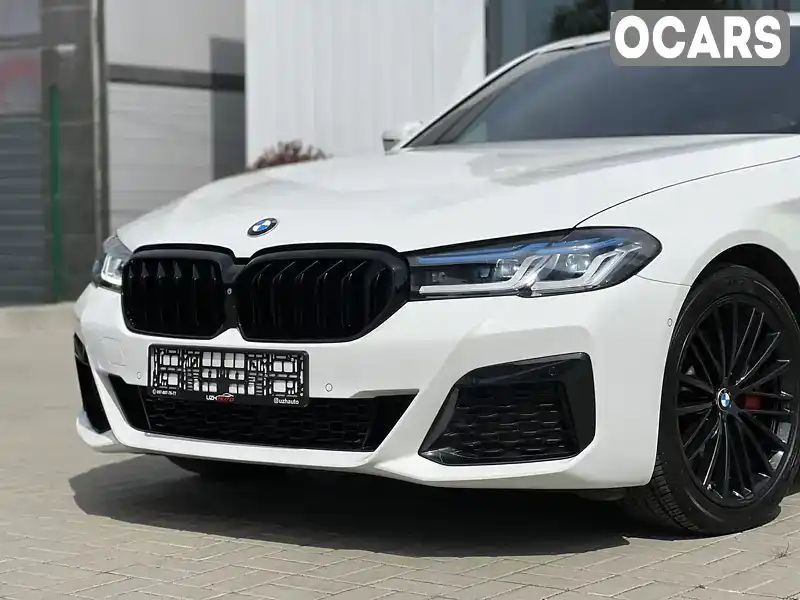 WBAJA7C50JWA73756 BMW 5 Series 2017 Седан 2 л. Фото 2