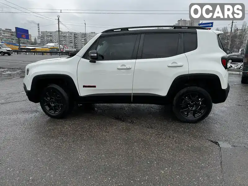 ZACCJBCT2GPD89904 Jeep Renegade 2016 Позашляховик / Кросовер 2.36 л. Фото 3