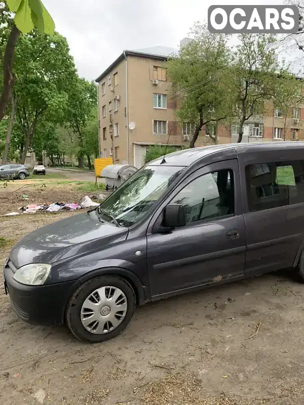 W0L0XCF2553021899 Opel Combo 2005 Минивэн 1.69 л. Фото 2