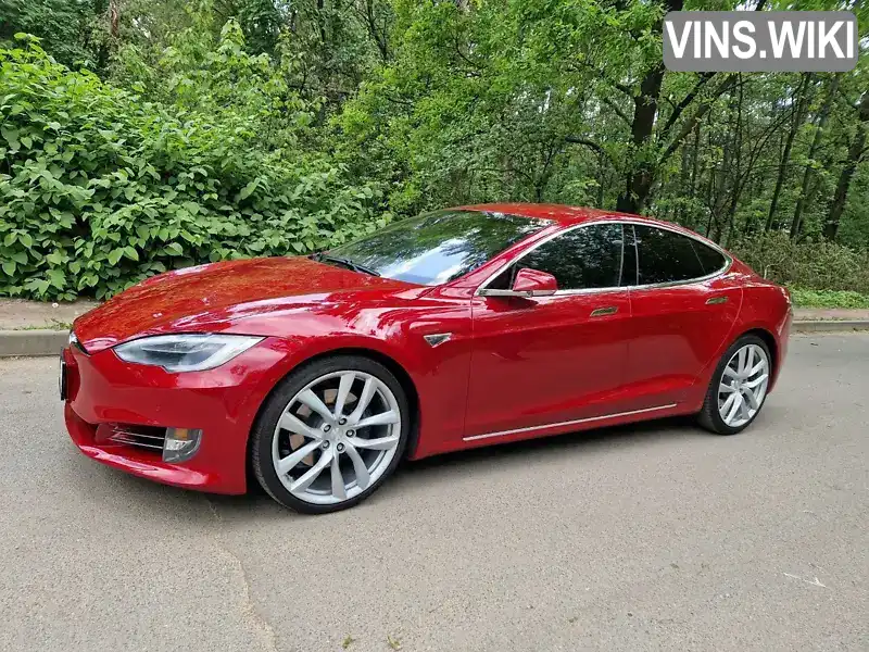 Лифтбек Tesla Model S 2016 null_content л. обл. Киевская, Киев - Фото 1/20