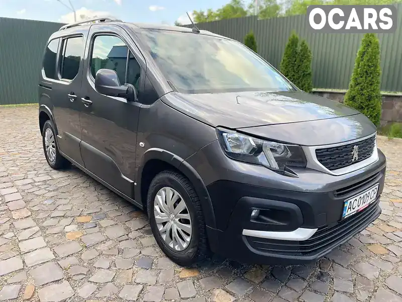 Минивэн Peugeot Rifter 2019 1.56 л. Ручная / Механика обл. Закарпатская, Мукачево - Фото 1/21