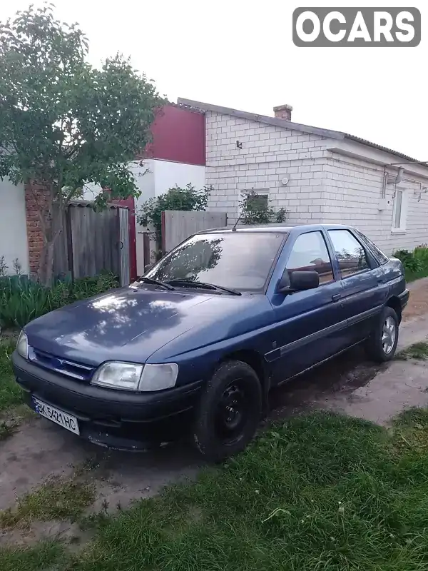 Хетчбек Ford Escort 1991 1.4 л. Ручна / Механіка обл. Рівненська, Дубровиця - Фото 1/10