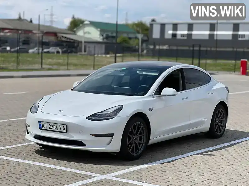 Седан Tesla Model 3 2020 null_content л. обл. Івано-Франківська, Івано-Франківськ - Фото 1/12