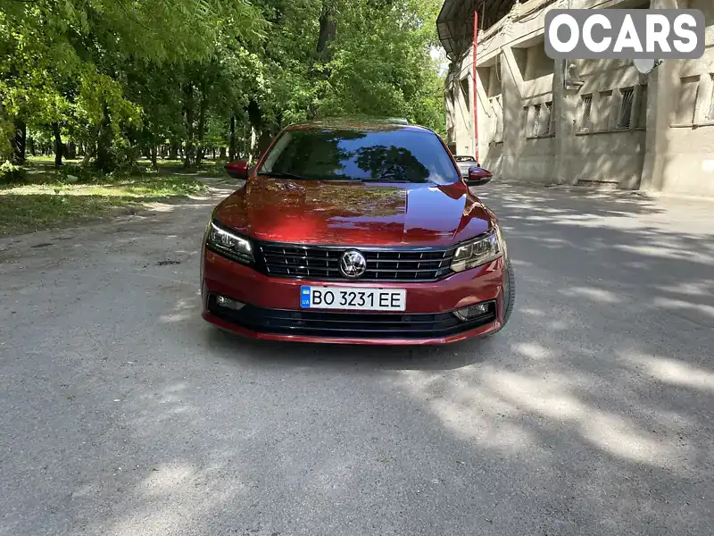 1VWGT7A3XHC063668 Volkswagen Passat 2017 Седан 1.8 л. Фото 2