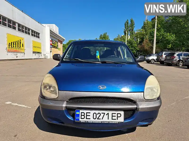 JDAM100S000510121 Daihatsu Sirion 1999 Хетчбек 0.99 л. Фото 2