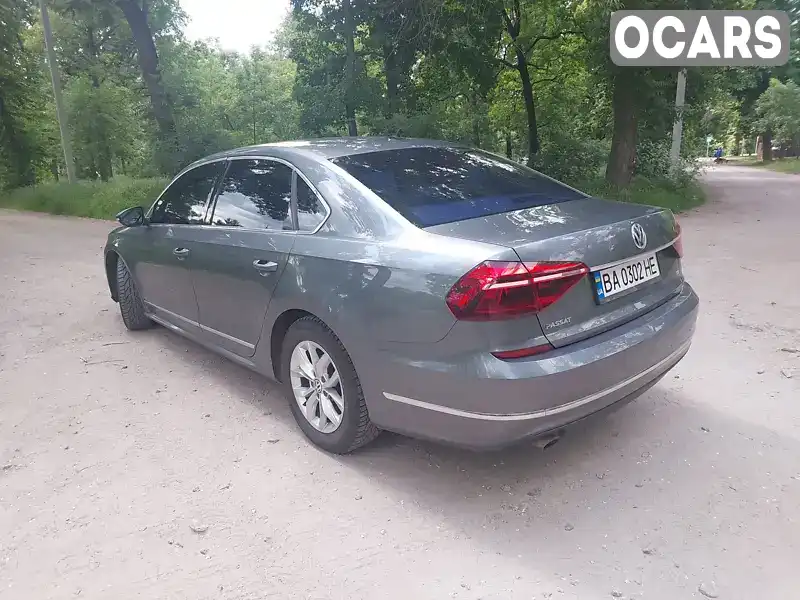 1VWAT7A3XHC055088 Volkswagen Passat 2017 Седан 1.8 л. Фото 4