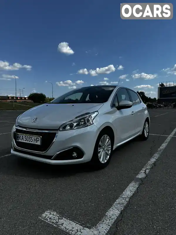 Хетчбек Peugeot 208 2017 1.2 л. Робот обл. Київська, Київ - Фото 1/21