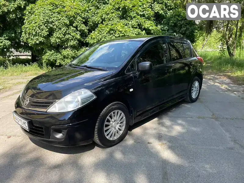 3N1FCAC11UK559816 Nissan TIIDA 2011 Хетчбек 1.6 л. Фото 2