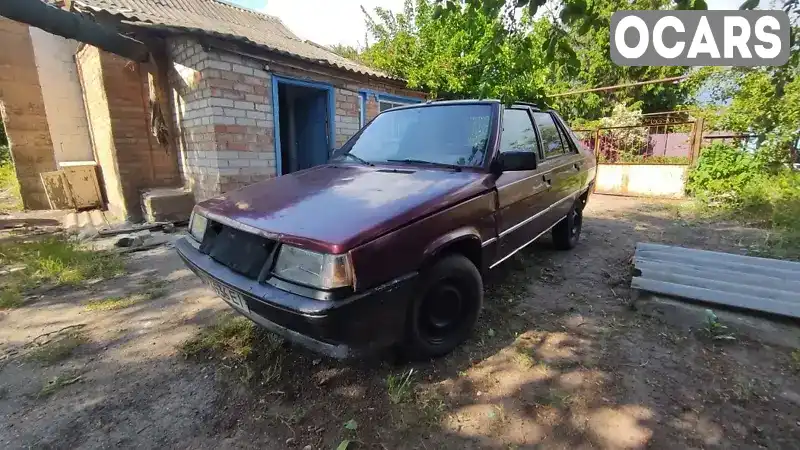 Седан Renault 9 1987 1.7 л. Ручна / Механіка обл. Дніпропетровська, Покровське - Фото 1/10