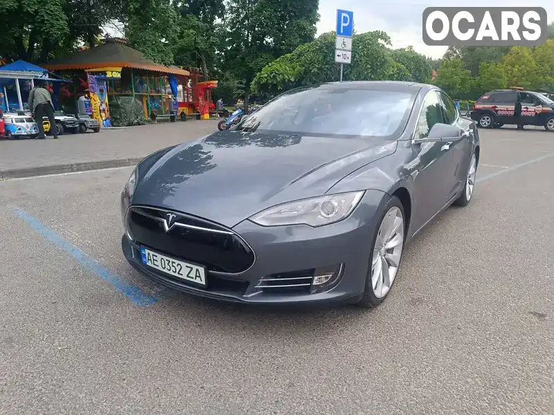 Ліфтбек Tesla Model S 2013 null_content л. Автомат обл. Дніпропетровська, Новомосковськ - Фото 1/14