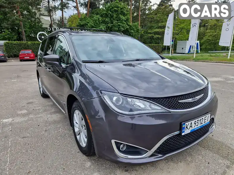 Мінівен Chrysler Pacifica 2016 3.6 л. Автомат обл. Київська, Київ - Фото 1/21