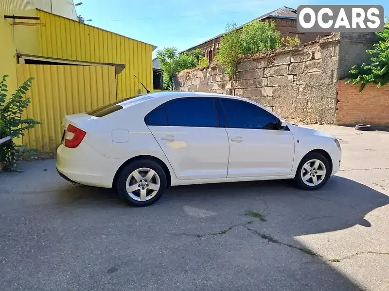 Ліфтбек Skoda Rapid 2013 1.6 л. Ручна / Механіка обл. Кіровоградська, Кропивницький (Кіровоград) - Фото 1/21