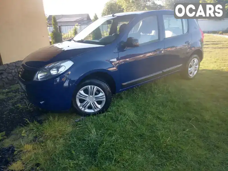 Хетчбек Dacia Sandero 2009 1.2 л. Ручна / Механіка обл. Волинська, Ратне - Фото 1/11