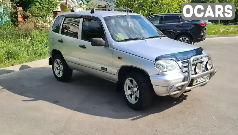 Внедорожник / Кроссовер Chevrolet Niva 2007 1.7 л. Ручная / Механика обл. Киевская, Киев - Фото 1/19