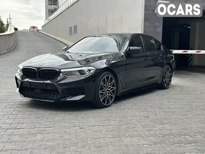 WBAJE7C50KWW10340 BMW 5 Series 2018 Седан 3 л. Фото 1