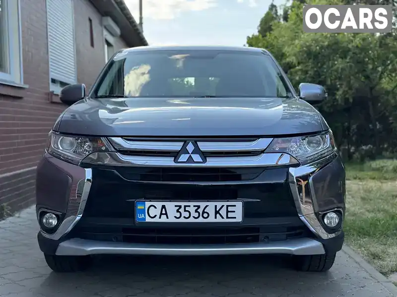 Позашляховик / Кросовер Mitsubishi Outlander 2015 2.36 л. Автомат обл. Черкаська, Черкаси - Фото 1/18