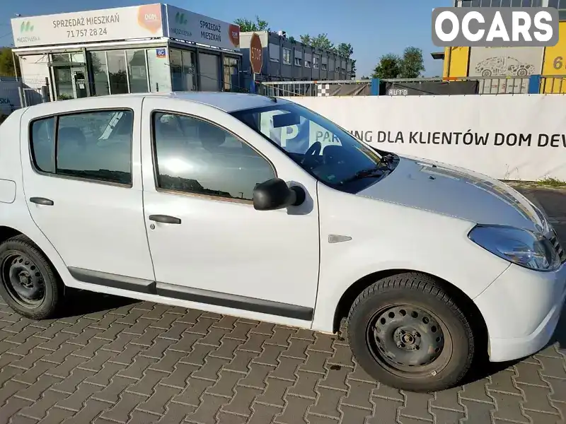 UU1BSDBNH41787238 Dacia Sandero 2009 Хэтчбек 1.2 л. Фото 2