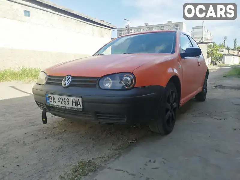 Хетчбек Volkswagen Golf 2000 1.9 л. Ручна / Механіка обл. Миколаївська, Первомайськ - Фото 1/19