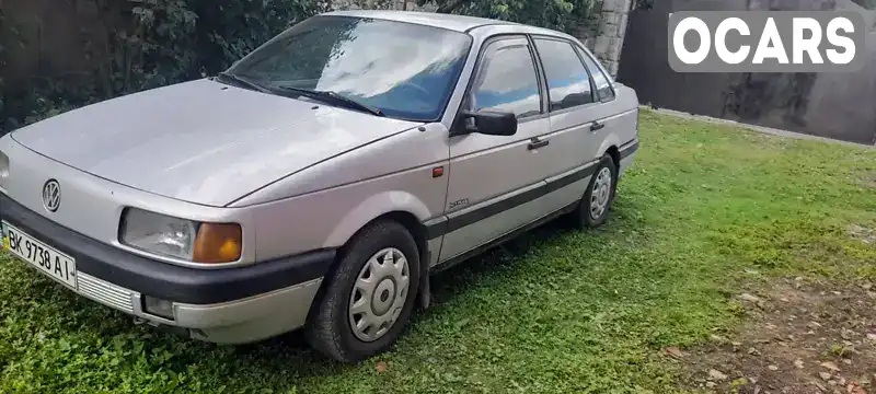 Седан Volkswagen Passat 1992 1.78 л. Ручна / Механіка обл. Чернівецька, Хотин - Фото 1/21