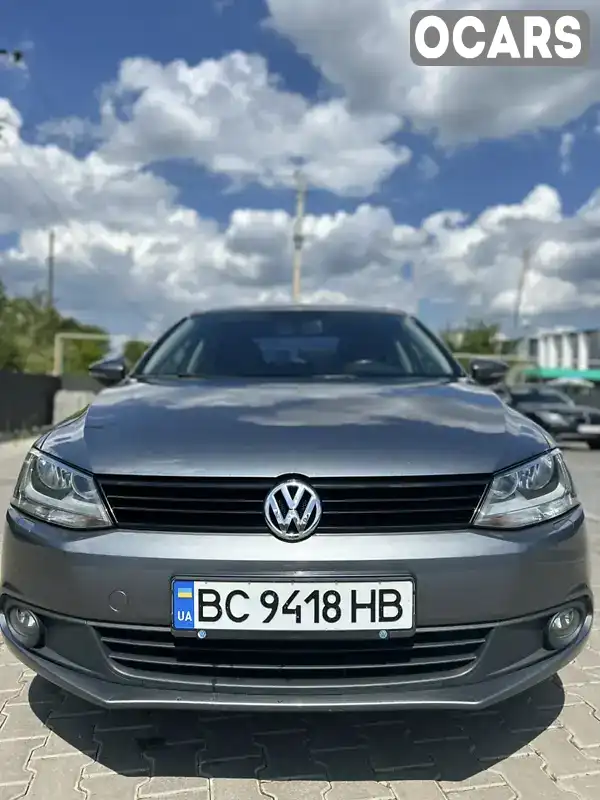 Седан Volkswagen Jetta 2013 1.39 л. Типтронік обл. Львівська, Львів - Фото 1/12