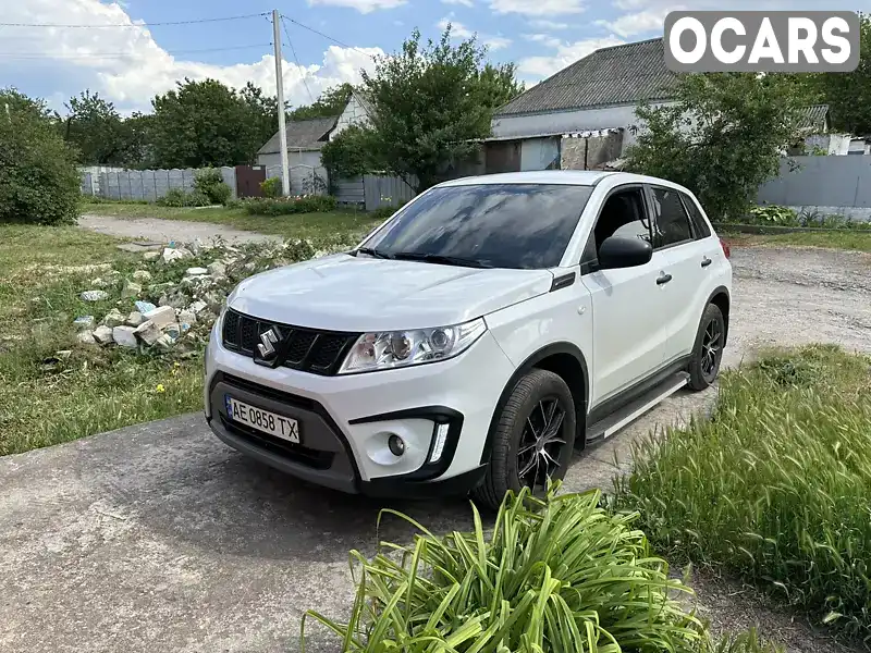 Позашляховик / Кросовер Suzuki Vitara 2017 1.59 л. Ручна / Механіка обл. Дніпропетровська, Дніпро (Дніпропетровськ) - Фото 1/16