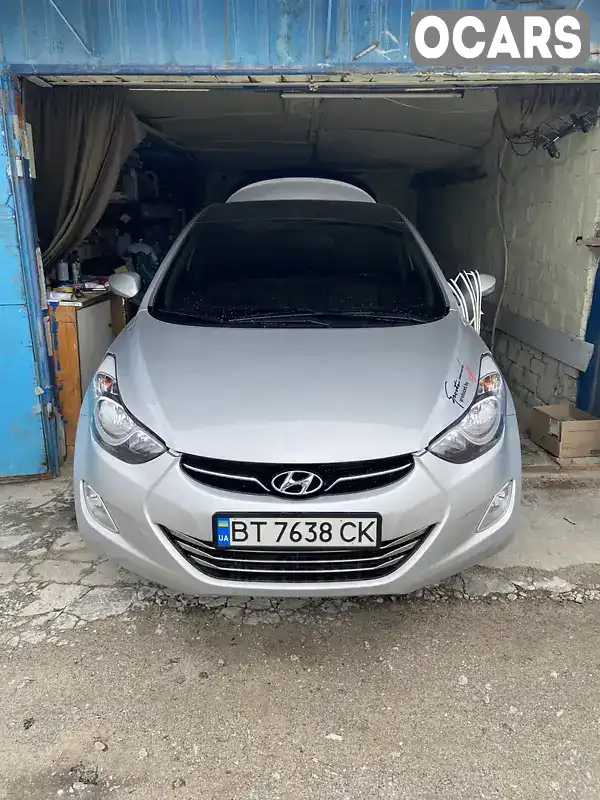 Седан Hyundai Elantra 2013 1.8 л. Ручна / Механіка обл. Херсонська, Олешкі - Фото 1/3