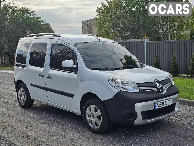 Мінівен Renault Kangoo 2015 1.46 л. Ручна / Механіка обл. Дніпропетровська, Кам'янське (Дніпродзержинськ) - Фото 1/21