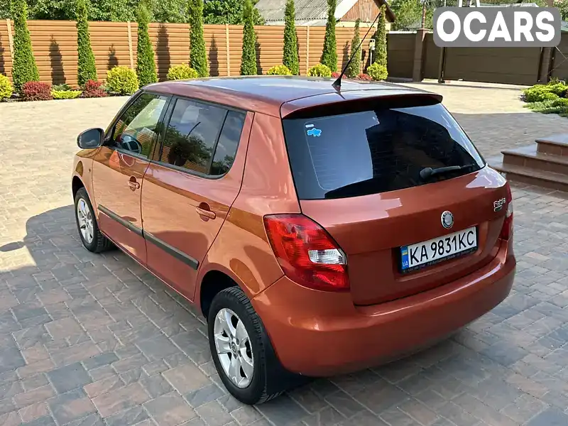 TMBDD65J49B501985 Skoda Fabia 2008 Хэтчбек 1.6 л. Фото 4