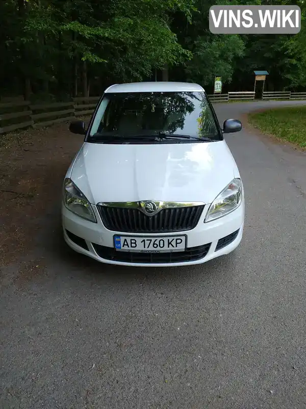 Хэтчбек Skoda Fabia 2014 1.2 л. Ручная / Механика обл. Винницкая, Ильница - Фото 1/21