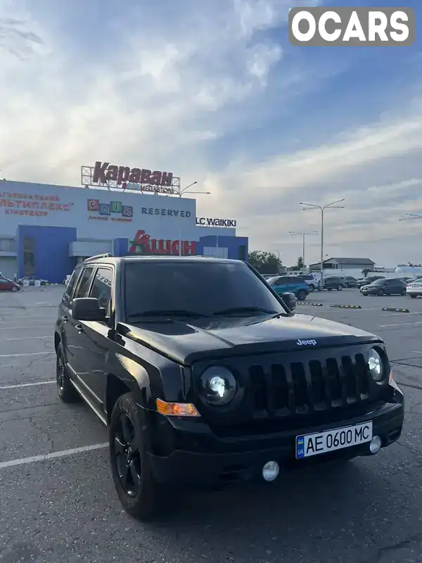 Внедорожник / Кроссовер Jeep Patriot 2015 2 л. Автомат обл. Днепропетровская, Днепр (Днепропетровск) - Фото 1/13