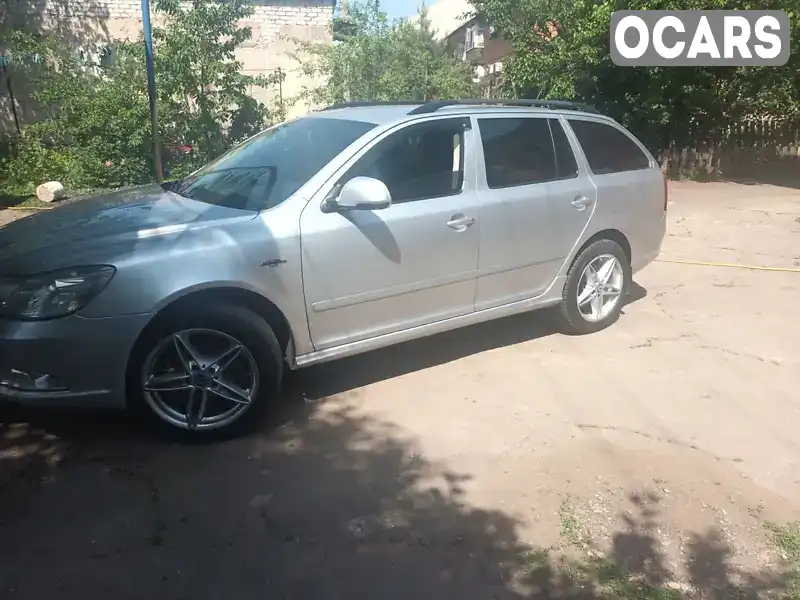 TMBHS61Z4B2068984 Skoda Octavia 2010 Универсал 1.9 л. Фото 4