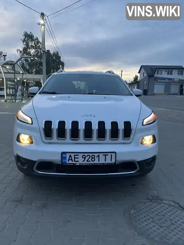 Позашляховик / Кросовер Jeep Cherokee 2016 2.36 л. Автомат обл. Чернівецька, Чернівці - Фото 1/21