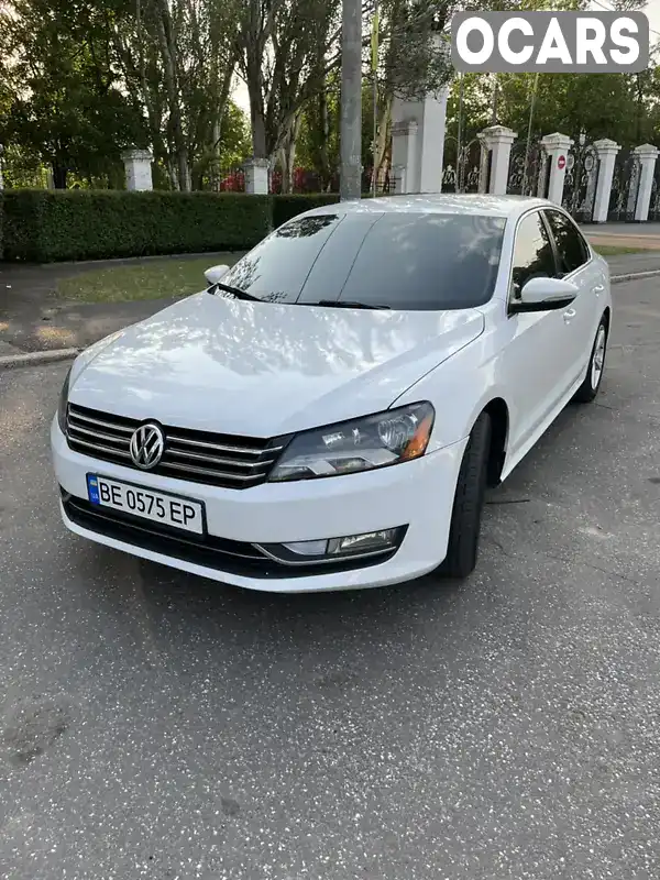 1VWBP7A32CC100820 Volkswagen Passat 2012 Седан 2.5 л. Фото 1