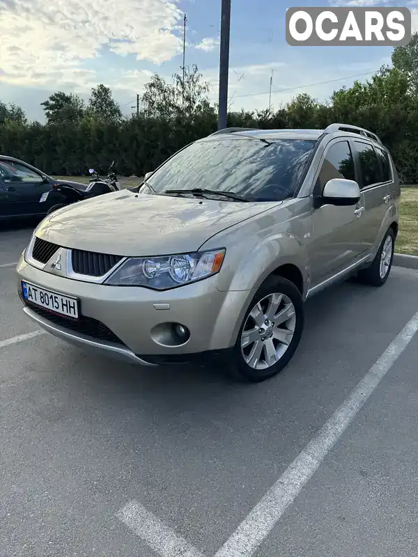 Внедорожник / Кроссовер Mitsubishi Outlander XL 2007 1.97 л. Ручная / Механика обл. Киевская, Киев - Фото 1/21